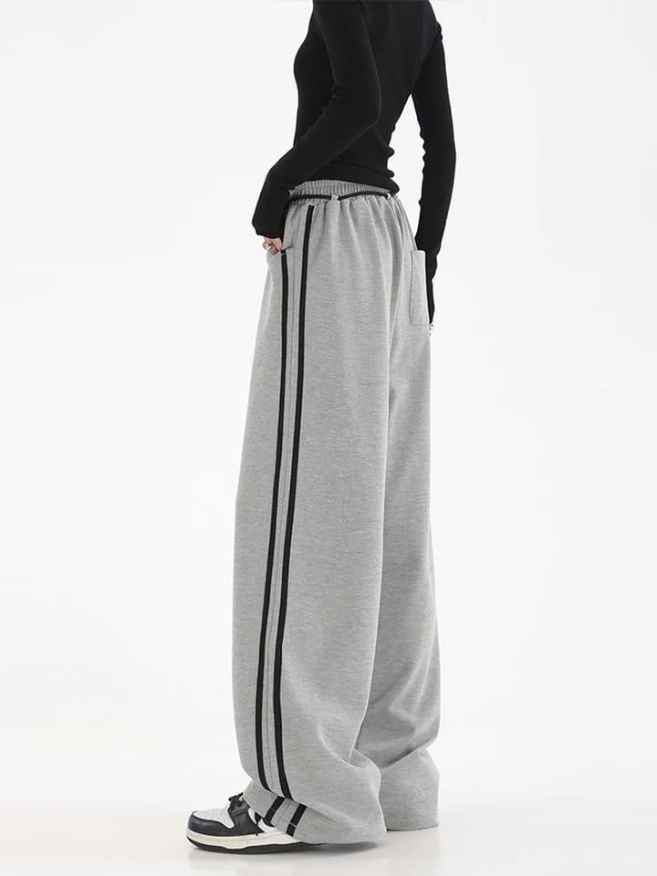 Cyber-Era Baggy Sweatpants - LABELLAROSSA